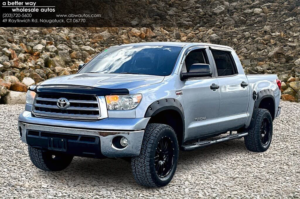 2011 Toyota Tundra Grade 5.7L V8 CrewMax Cab 4WD