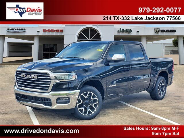 2026 RAM 1500 Laramie Crew Cab 4WD