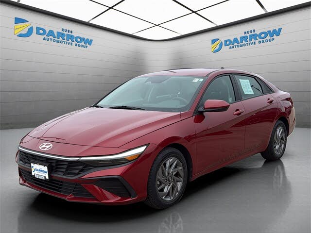 2024 Hyundai Elantra SEL FWD