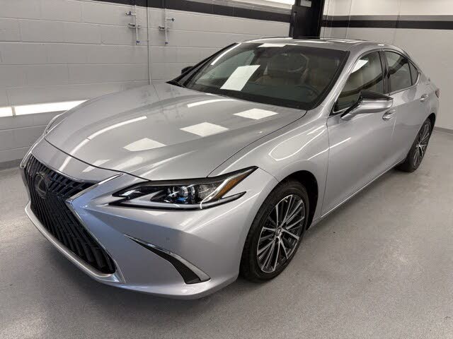 2024 Lexus ES Hybrid 300h FWD