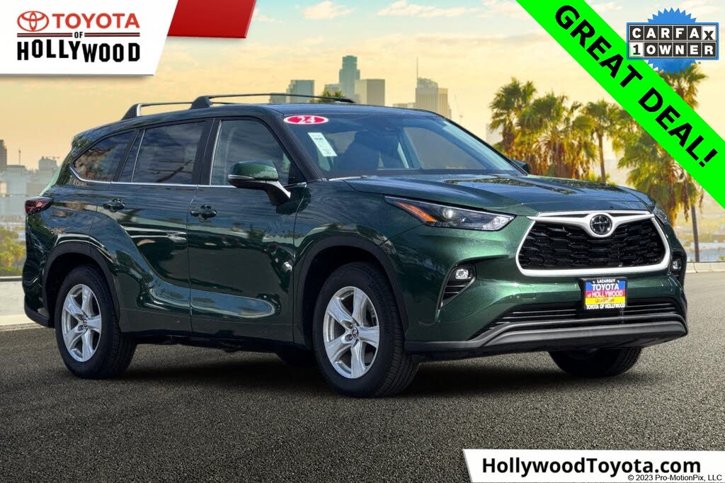 2024 Toyota Highlander LE FWD