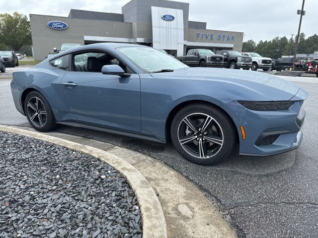 2025 Ford Mustang EcoBoost Fastback RWD