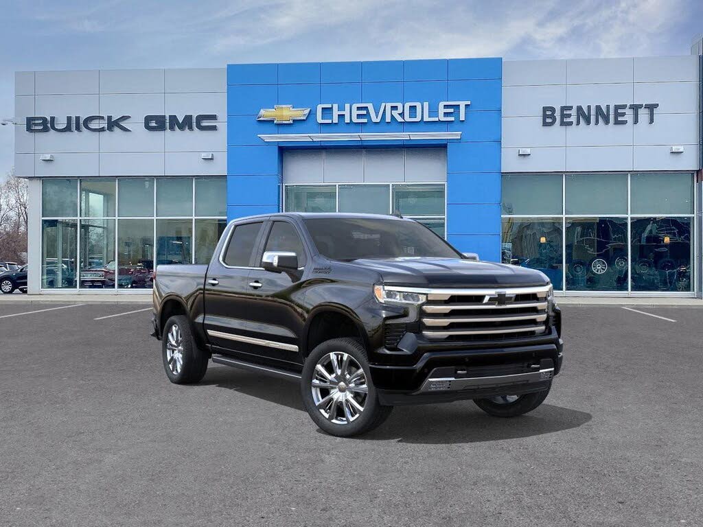 2025 Chevrolet Silverado 1500 High Country Crew Cab 4WD