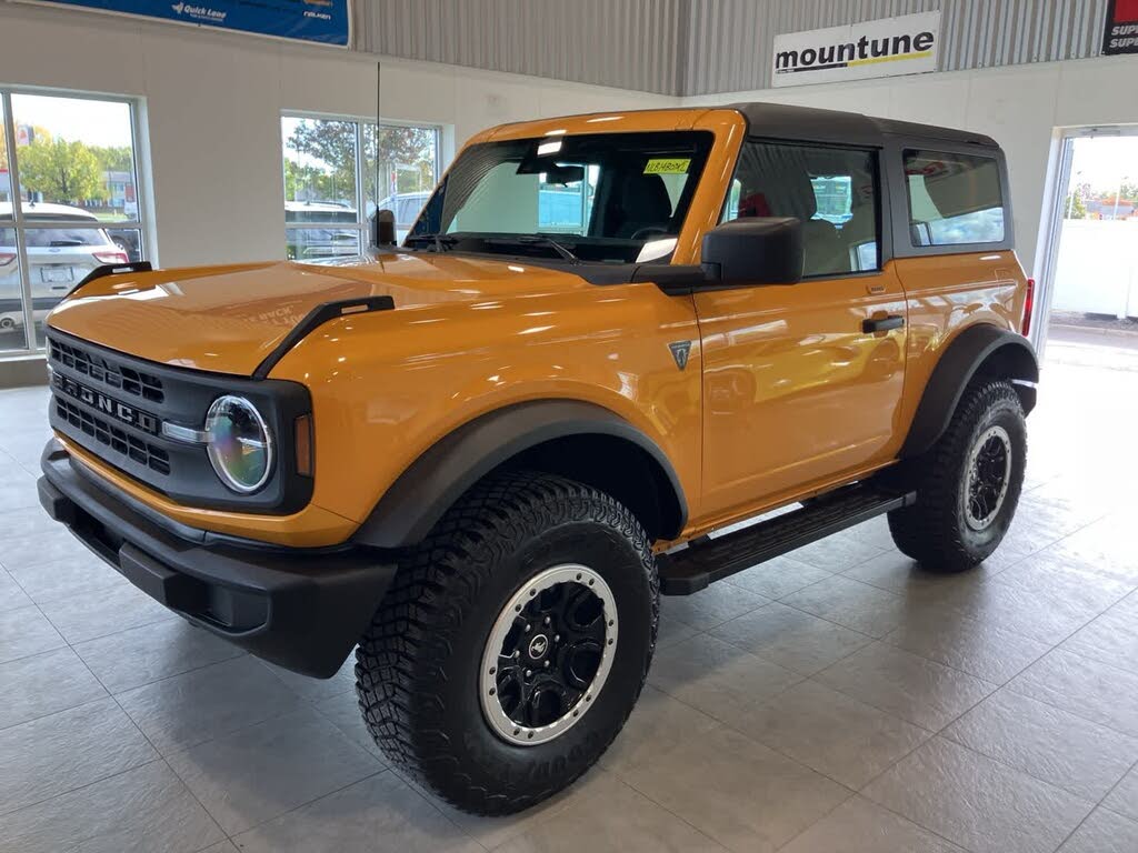 2022 Ford Bronco Advanced 2-Door 4WD