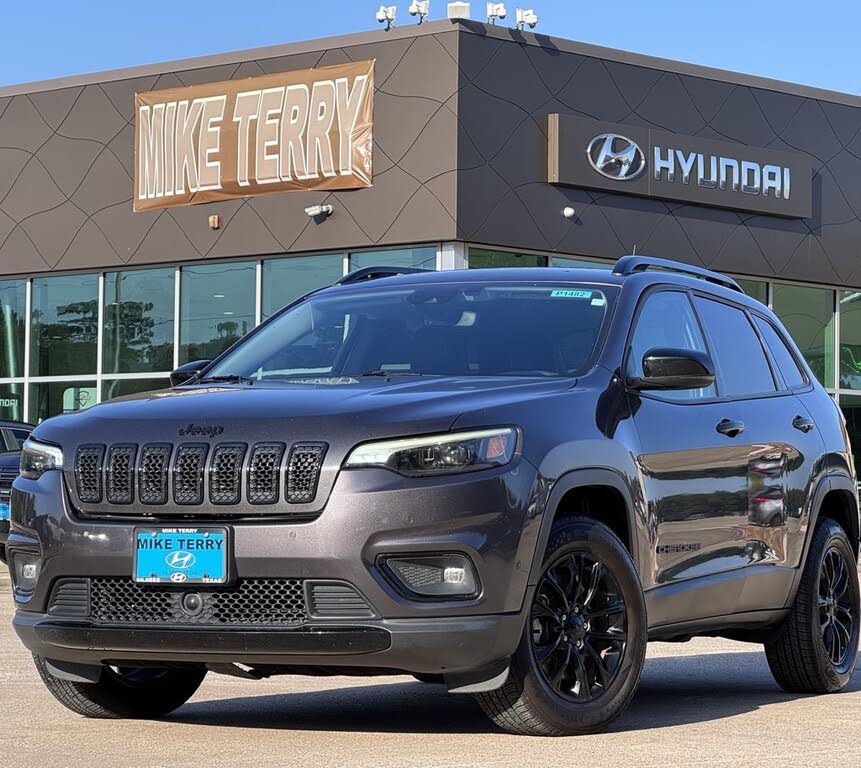 2023 Jeep Cherokee Altitude 4WD