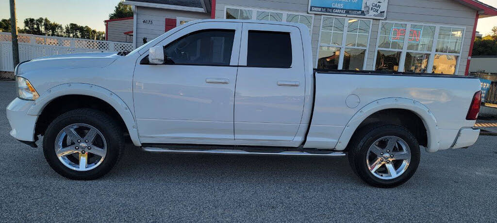 2011 RAM 1500 SLT Quad Cab 4WD