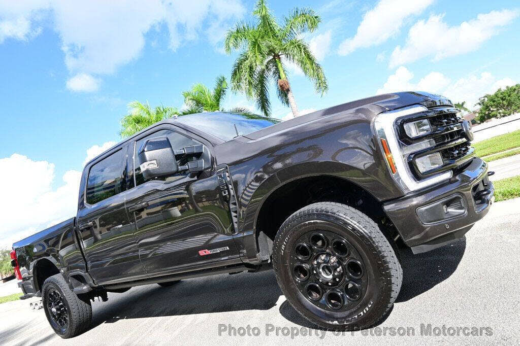 2024 Ford F-350 Super Duty Lariat Crew Cab 4WD