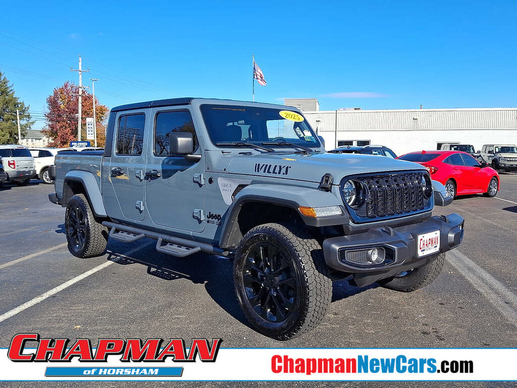 2025 Jeep Gladiator Willys Crew Cab 4WD
