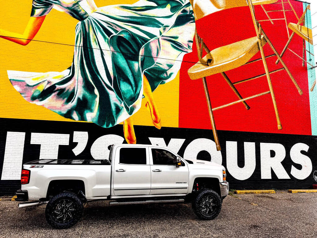 2018 Chevrolet Silverado 2500HD LTZ Crew Cab 4WD