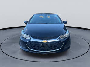 Chevrolet Cruze LS Sedan FWD