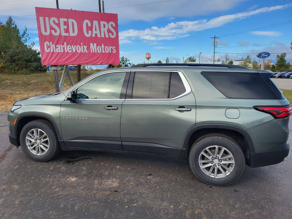 2023 Chevrolet Traverse LT Cloth AWD