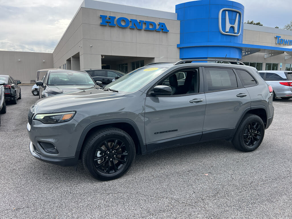 2023 Jeep Cherokee Altitude Lux 4WD