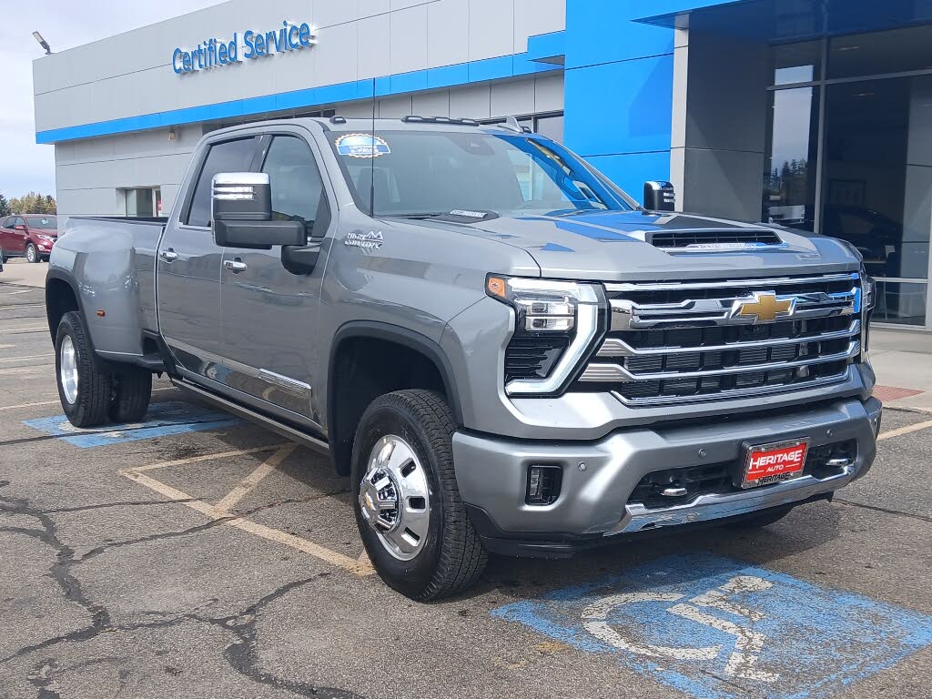 2026 Chevrolet Silverado 3500HD High Country Crew Cab 4WD