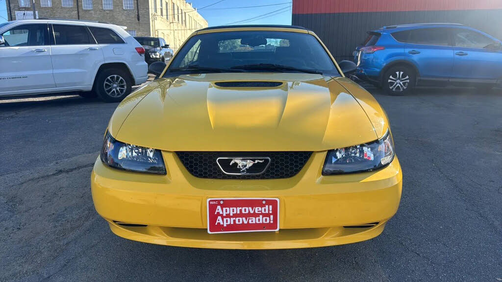 1999 Ford Mustang Convertible RWD