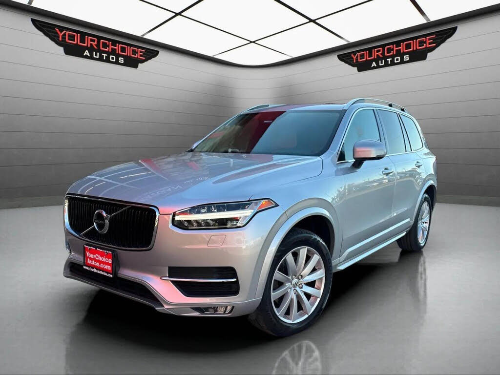 2016 Volvo XC90 T6 Momentum AWD
