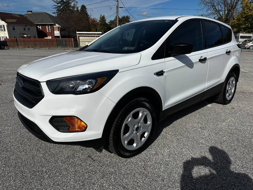 2018 Ford Escape S FWD