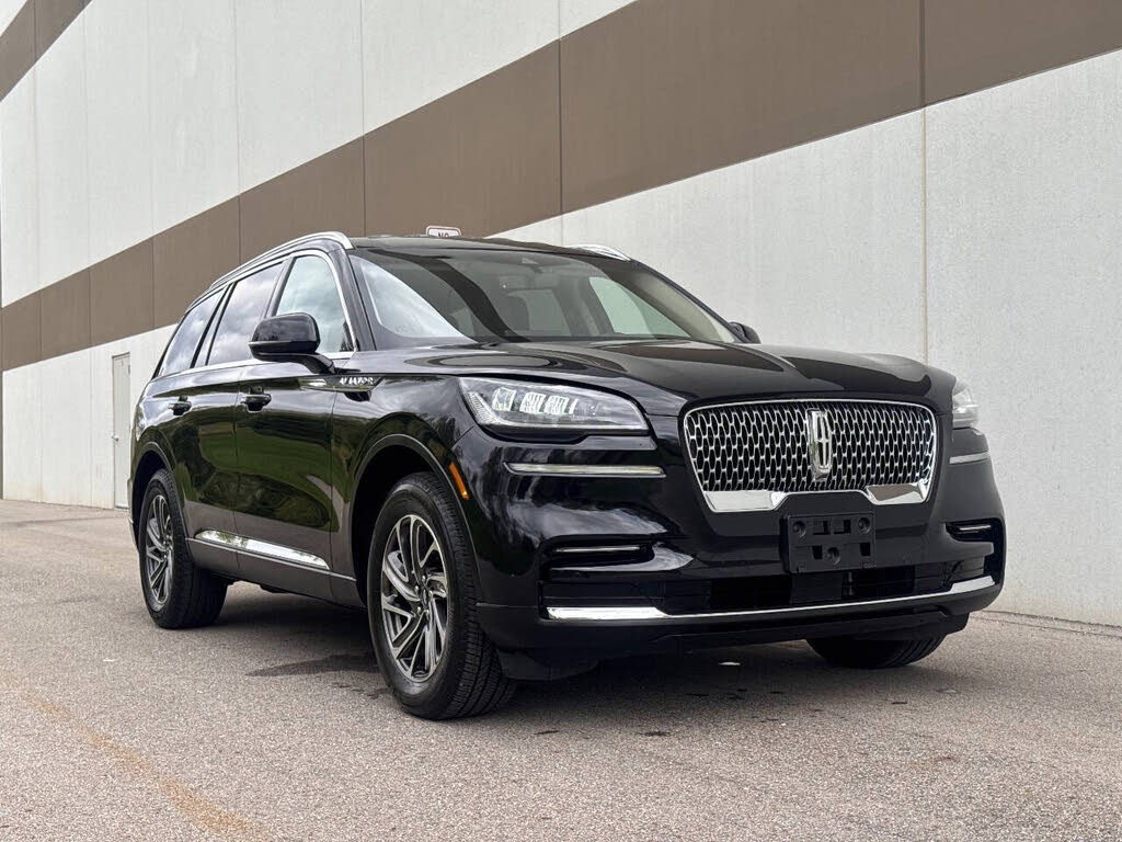 2022 Lincoln Aviator Livery AWD