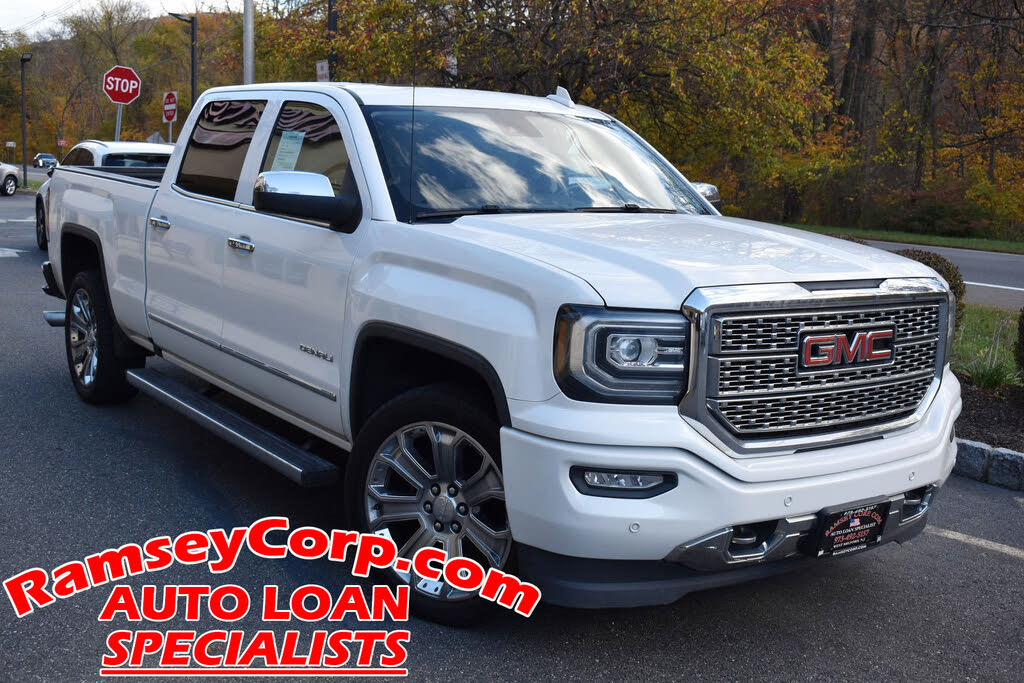 2017 GMC Sierra 1500 Denali Crew Cab 4WD