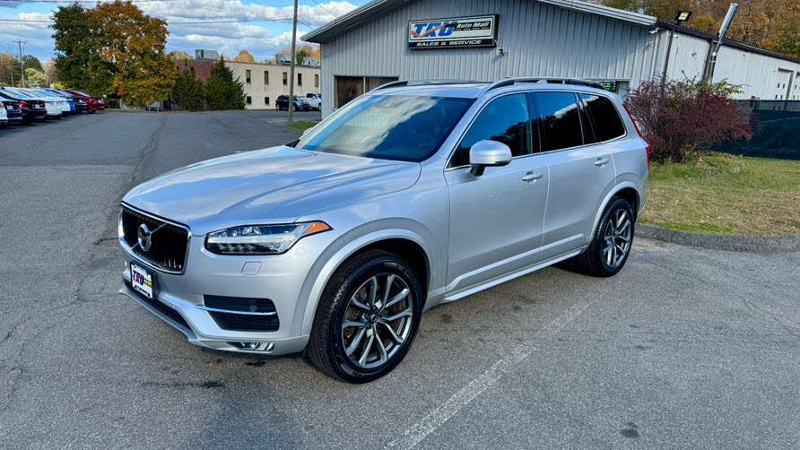 2018 Volvo XC90 T5 Momentum 5-Passenger AWD