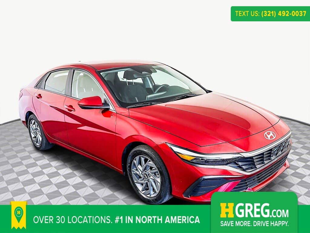 2024 Hyundai Elantra SEL FWD