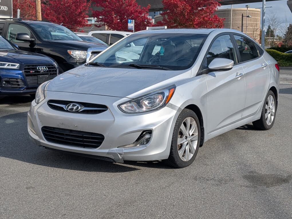2012 Hyundai Accent GLS Sedan FWD