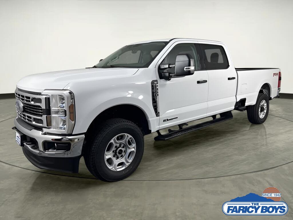 2025 Ford F-350 Super Duty XLT Crew Cab 4WD