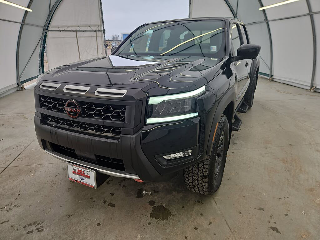 2026 Nissan Frontier PRO-4X Crew Cab 4WD