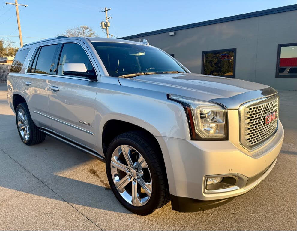 2017 GMC Yukon Denali 4WD