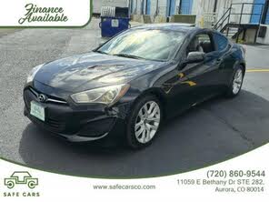 Hyundai Genesis Coupe 2.0T Premium RWD
