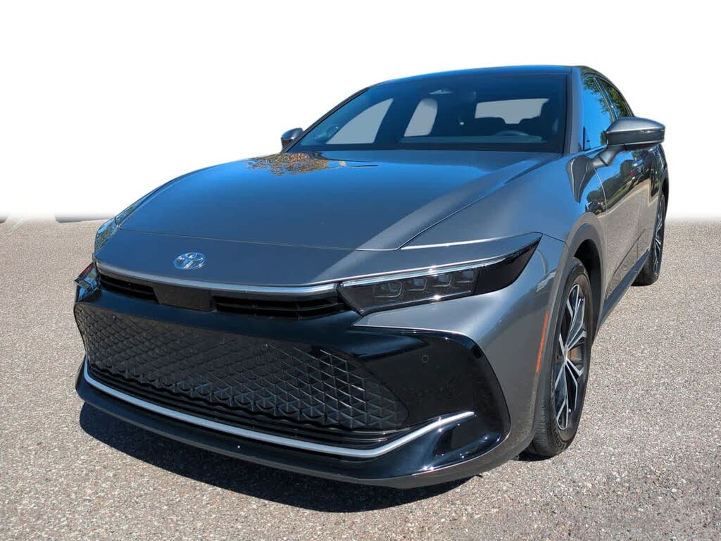 2023 Toyota Crown Limited AWD