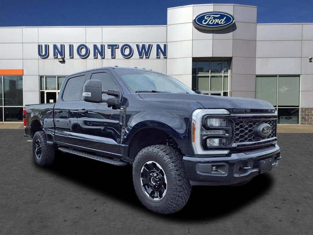 2025 Ford F-350 Super Duty XLT Crew Cab 4WD
