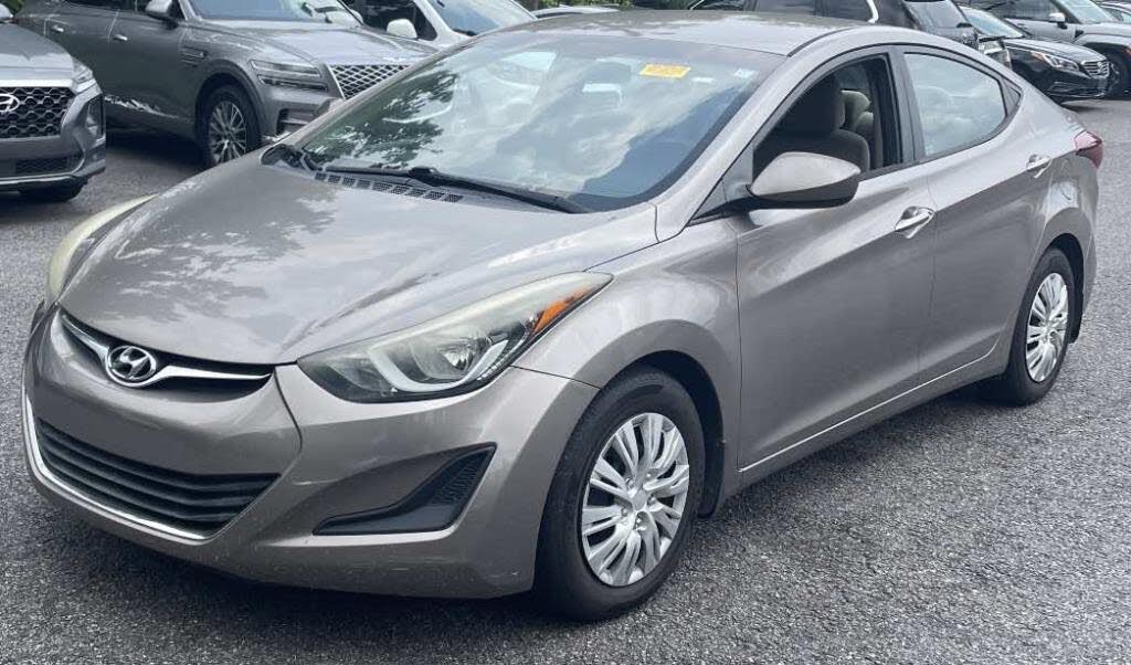 2016 Hyundai Elantra SE FWD