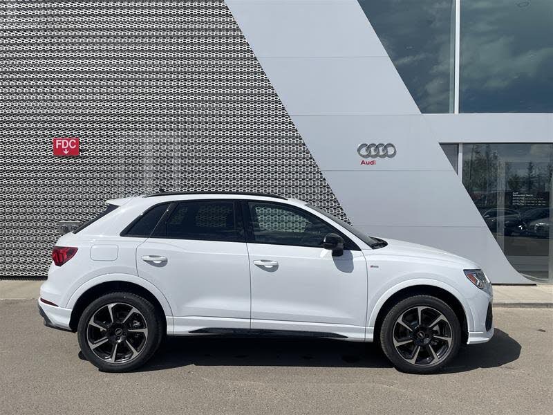 2025 Audi Q3 quattro Technik 45 TFSI