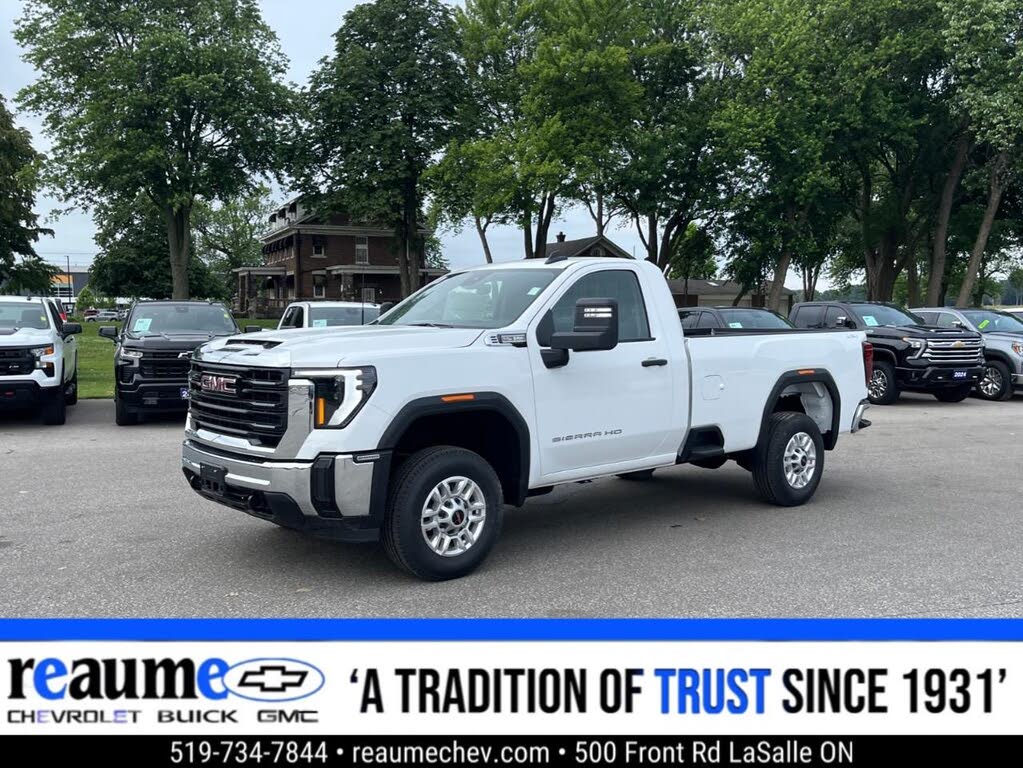 2025 GMC Sierra 2500HD Pro Regular Cab LB 4WD