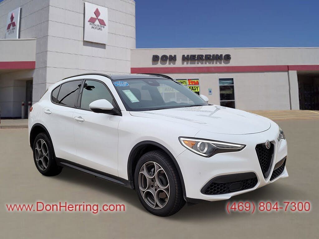 2022 Alfa Romeo Stelvio Sprint AWD
