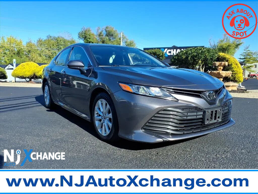 2019 Toyota Camry LE FWD