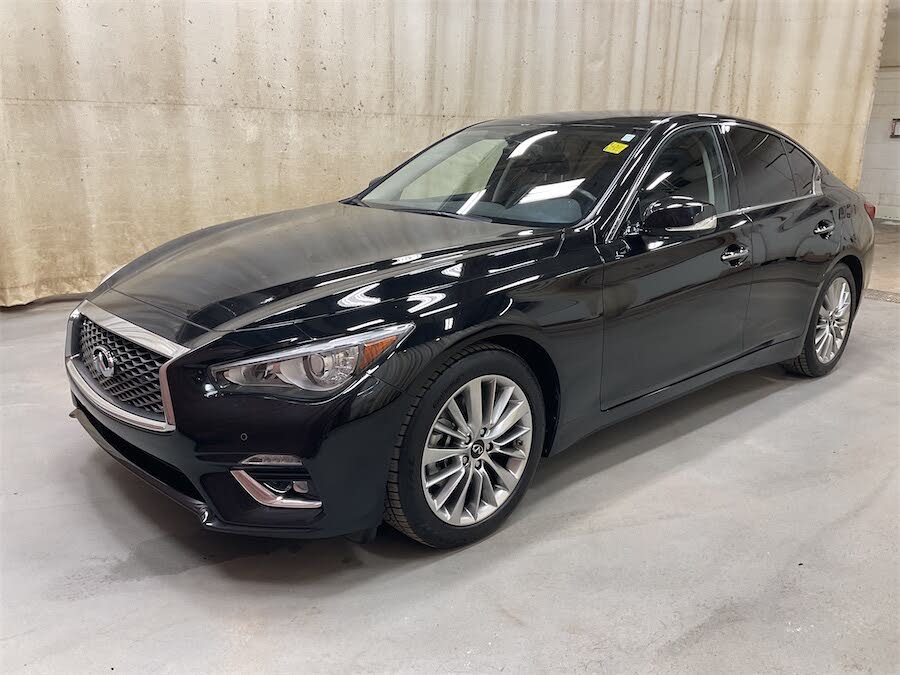 INFINITI Q50 3.0t Luxe AWD 2021