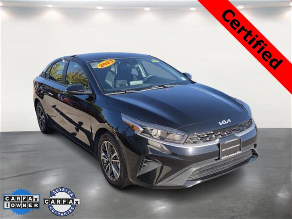 2023 Kia Forte LXS FWD