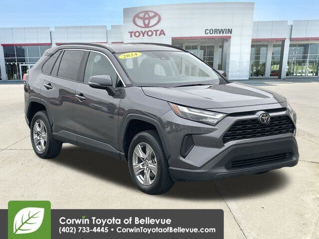 2024 Toyota RAV4 XLE FWD