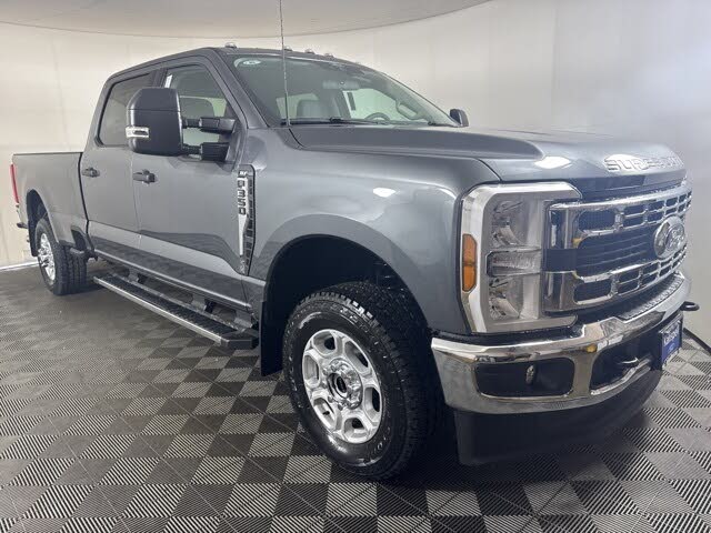 2026 Ford F-350 Super Duty XLT Crew Cab 4WD