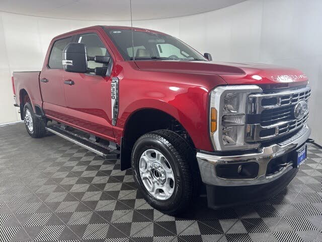 2026 Ford F-350 Super Duty XLT Crew Cab 4WD