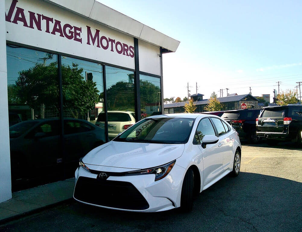 2024 Toyota Corolla LE FWD