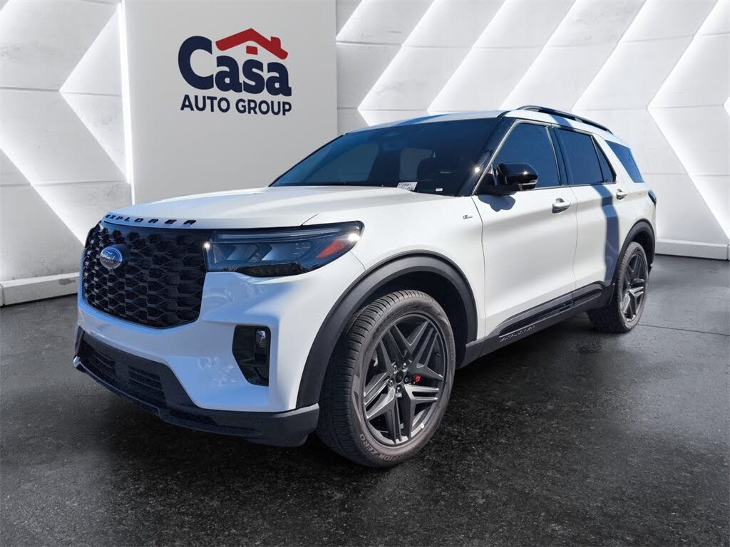 2025 Ford Explorer ST-Line RWD
