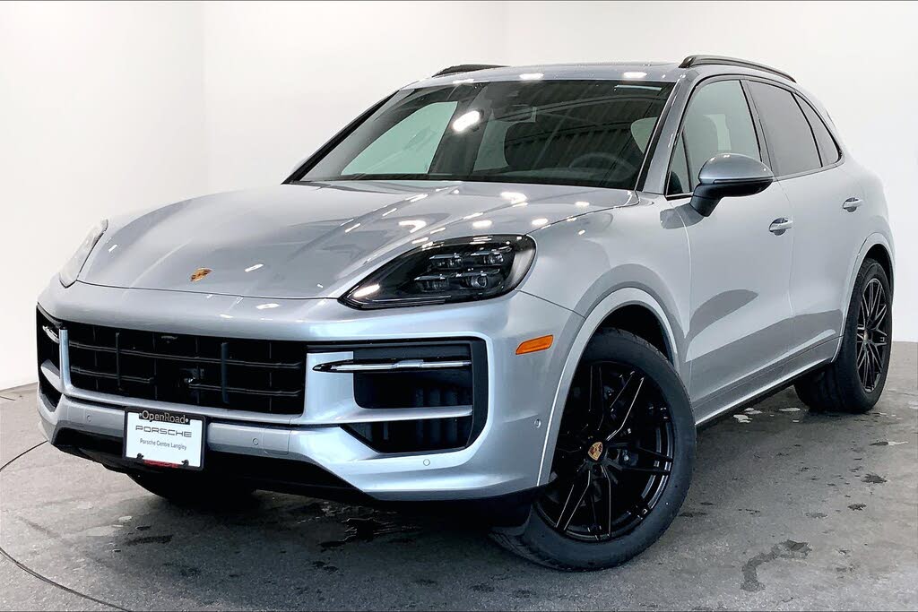 2025 Porsche Cayenne AWD