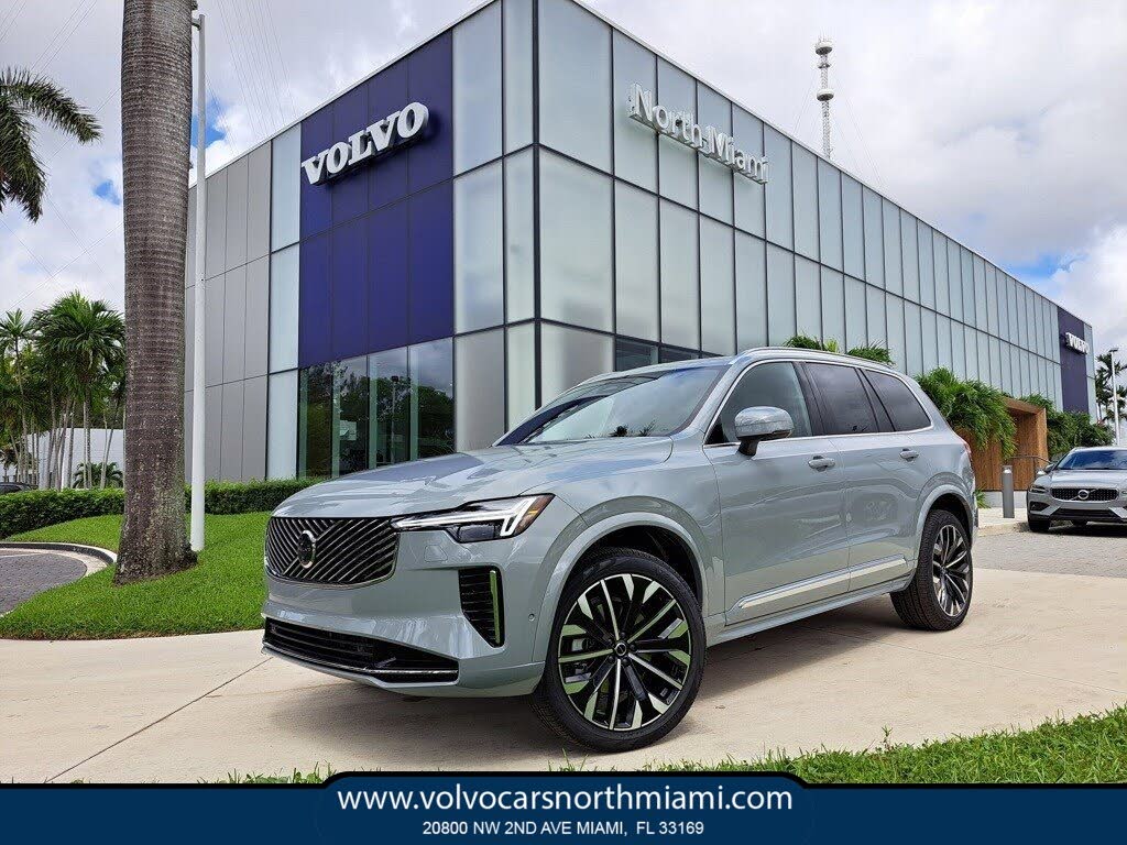 2026 Volvo XC90 B6 Plus 7-Passenger AWD