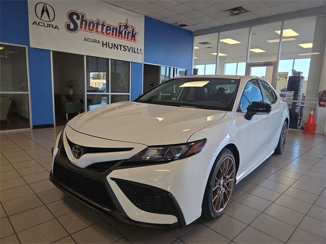 2023 Toyota Camry SE Nightshade FWD