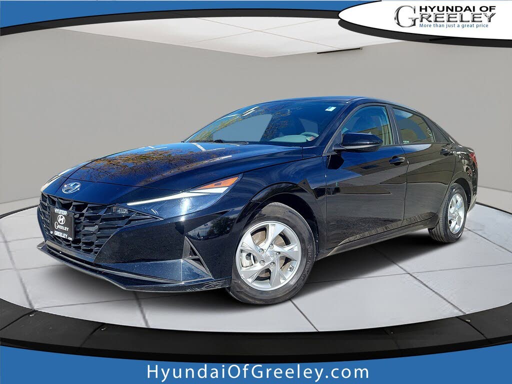 2023 Hyundai Elantra SE FWD