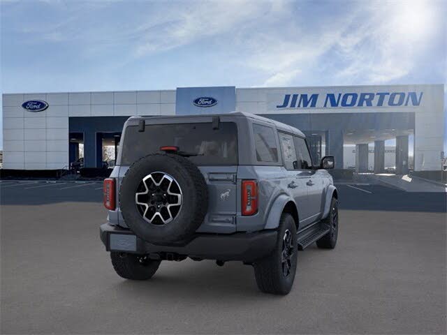 2025 Ford Bronco Outer Banks 4-Door 4WD