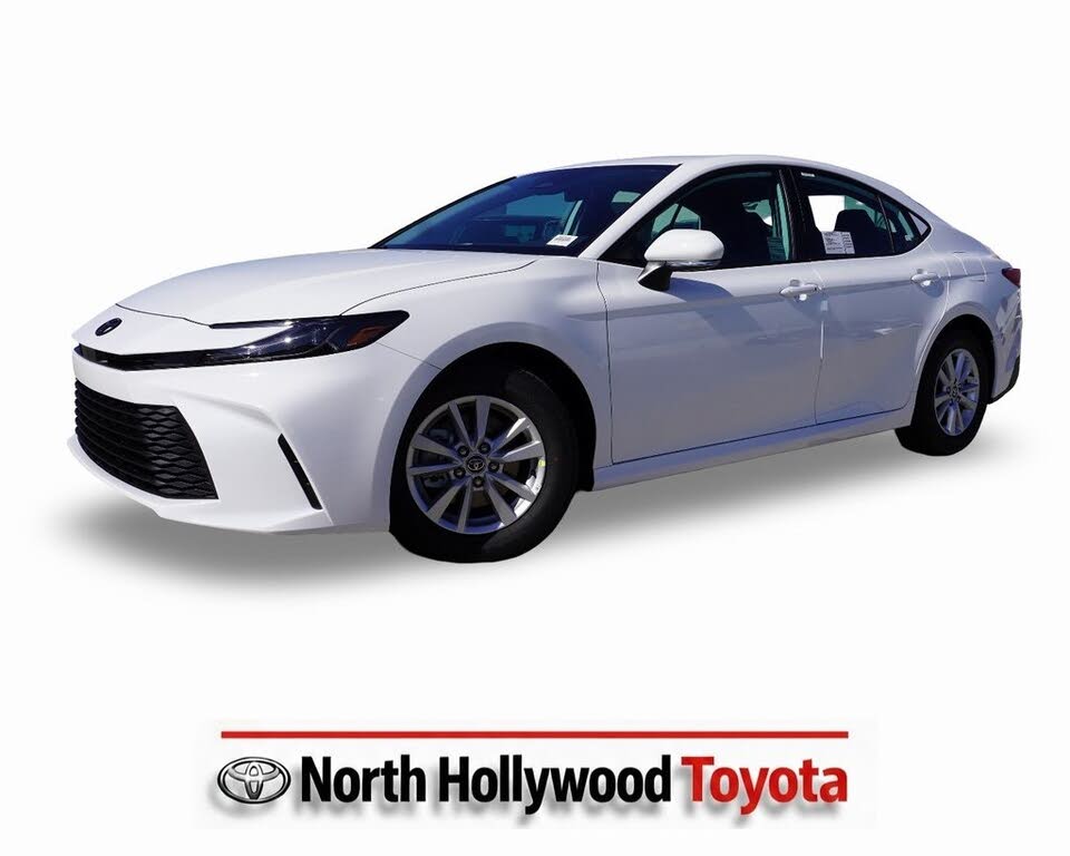 2026 Toyota Camry LE FWD