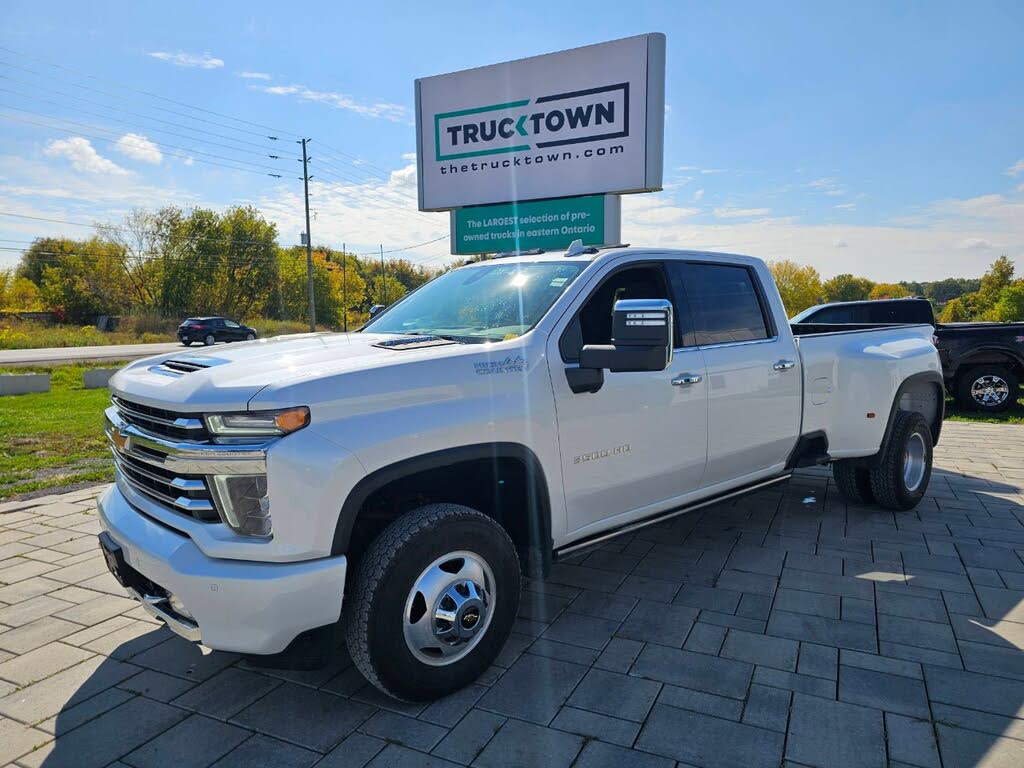 2023 Chevrolet Silverado 3500HD High Country Crew Cab 4WD